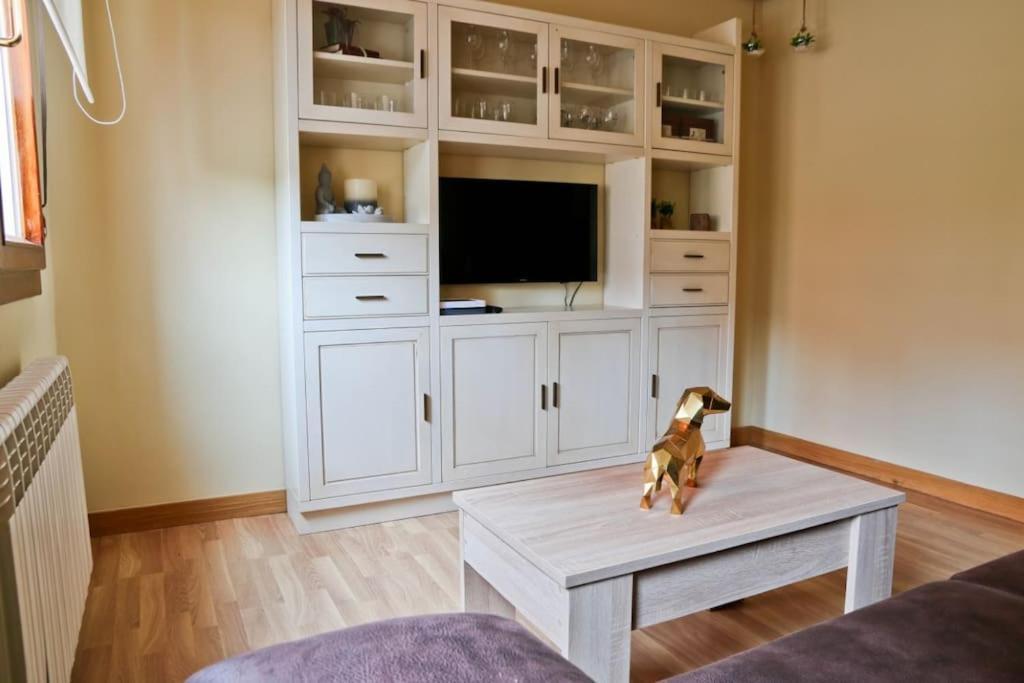 Appartement Urbion Etxea à Viana  Extérieur photo