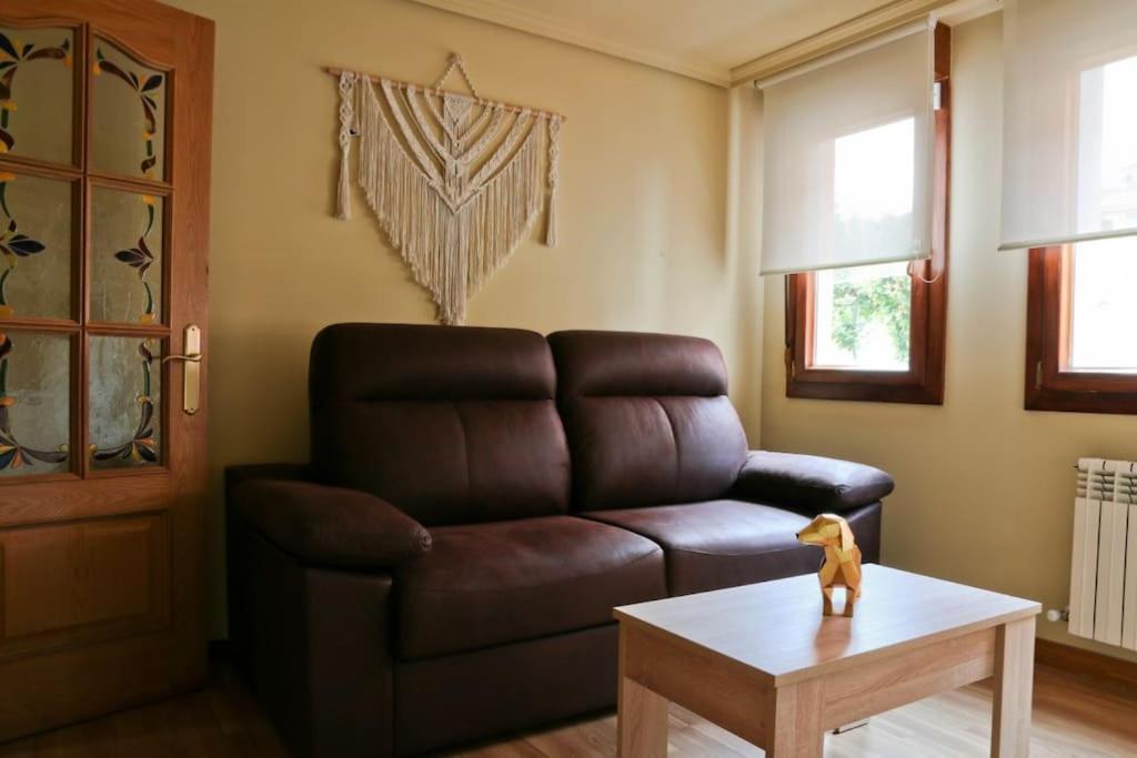 Appartement Urbion Etxea à Viana  Extérieur photo
