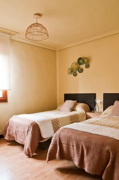 Appartement Urbion Etxea à Viana  Extérieur photo